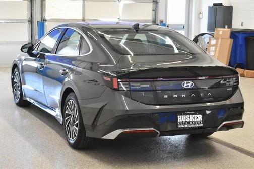 2024 Hyundai SONATA Hybrid SE