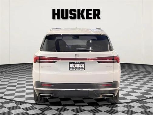 2025 Buick Enclave Preferred FWD