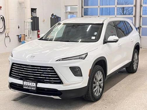 2025 Buick Enclave Preferred FWD