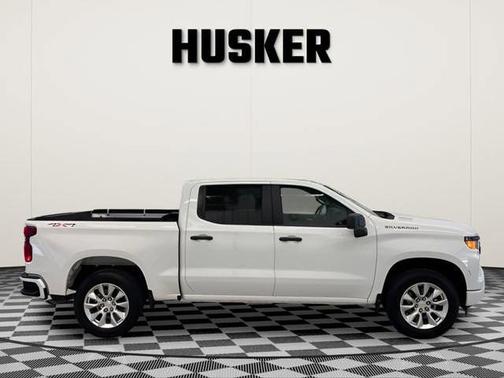 Summit White 2025 Chevrolet Silverado 1500 Custom