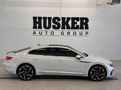 Oryx White Pearl 2021 Volkswagen Arteon 2.0T SEL Premium R-Line 4MOTION
