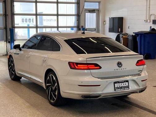 Oryx White Pearl 2021 Volkswagen Arteon 2.0T SEL Premium R-Line 4MOTION