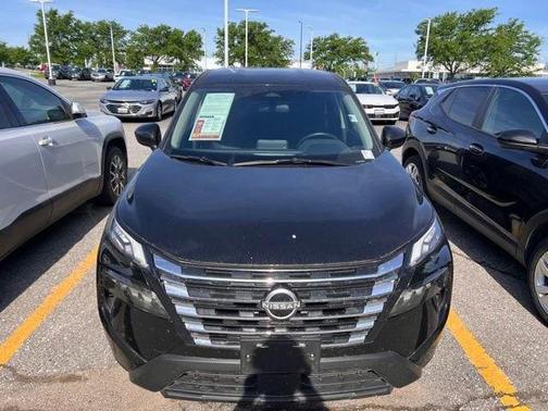 Super Black 2025 Nissan Rogue SV