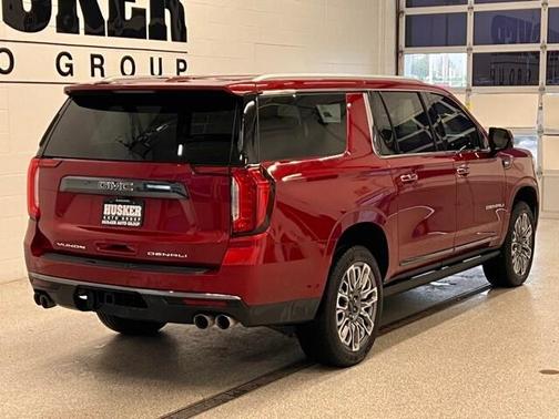 2023 GMC Yukon XL Denali Ultimate