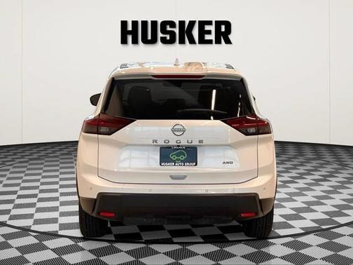 Deep Ocean Blue Pearl 2025 Nissan Rogue SV