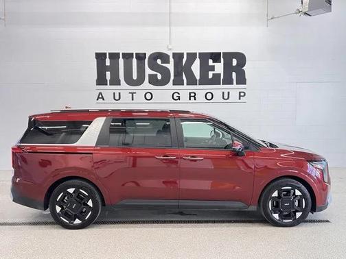 2025 Kia Carnival EX