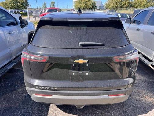 Mosaic Black Metallic 2025 Chevrolet Equinox 1LT