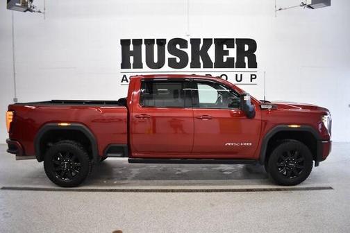 2024 GMC Sierra 2500 AT4