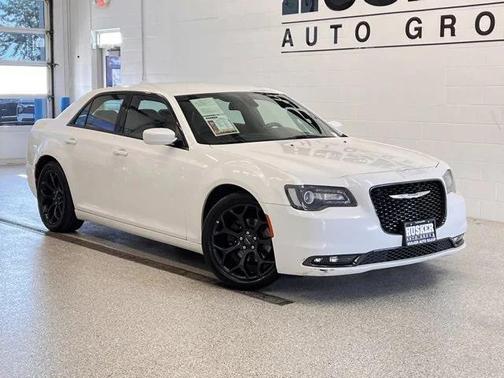 2019 Chrysler 300 S