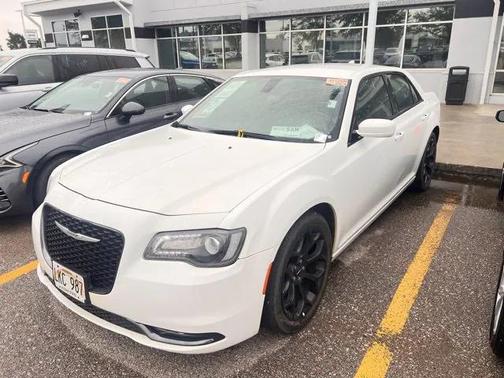 2019 Chrysler 300 S