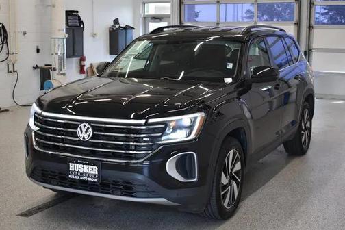 2024 Volkswagen Atlas 2.0T SE w/Technology 4MOTION