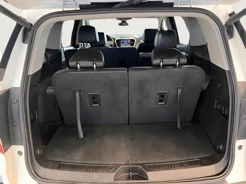 2023 GMC Acadia AWD SLT