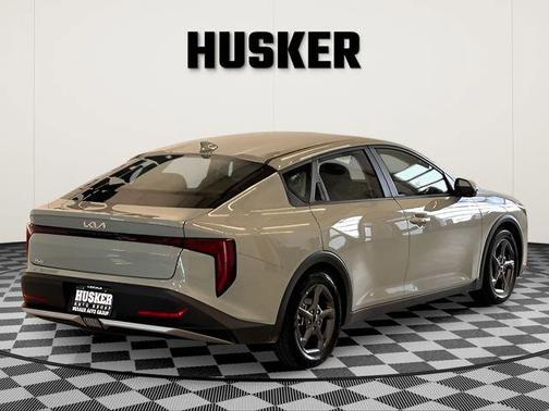 Morning Haze 2025 Kia K4 LXS