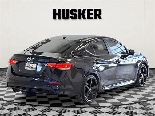 2022 Nissan Sentra SR