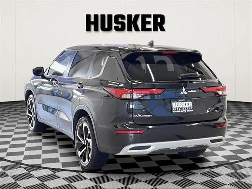 2023 Mitsubishi Outlander SE 2.5 2WD