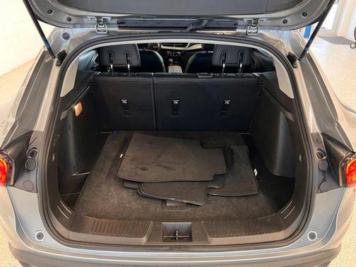 Sterling Gray Metallic 2025 Chevrolet Trax LT