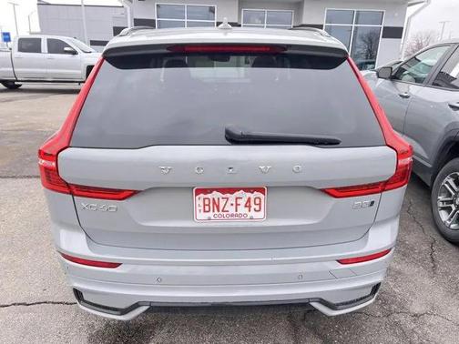 2024 Volvo XC60 B5 Plus Dark Theme