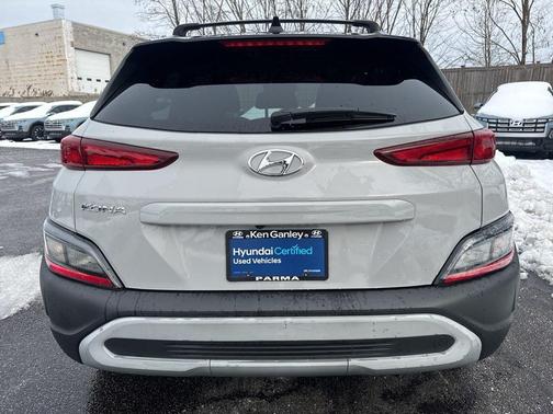 2023 Hyundai KONA SEL