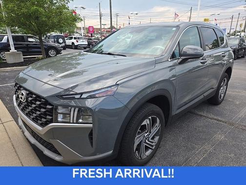 2023 Hyundai SANTA FE SE