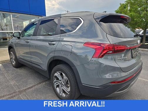 2023 Hyundai SANTA FE SE