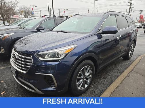 2017 Hyundai SANTA FE SE
