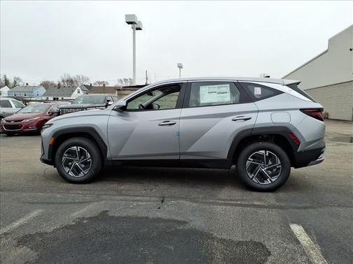 2026 Hyundai TUCSON Hybrid Blue SE