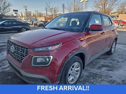 2023 Hyundai VENUE SE