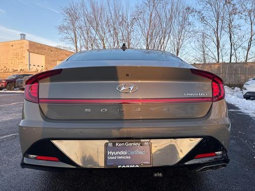 2022 Hyundai SONATA Limited