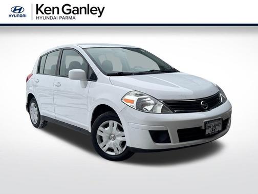 2010 Nissan Versa 1.8 S