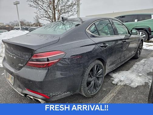 2023 Genesis G70 2.0T