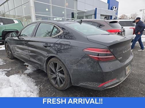 2023 Genesis G70 2.0T