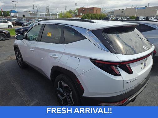 Serenity White Pearl 2023 Hyundai TUCSON Hybrid SEL Convenience