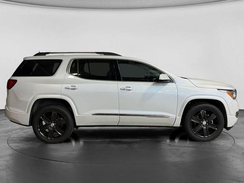 White Frost Tri-Coat 2017 GMC Acadia Denali
