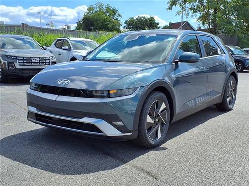 2025 Hyundai IONIQ 5 SE