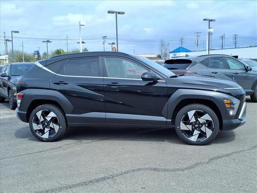 Abyss Black Pearl 2026 Hyundai KONA Limited