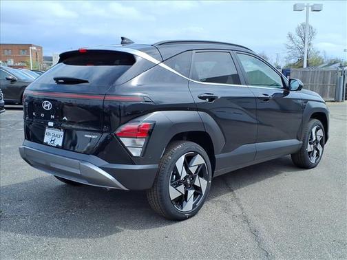 Abyss Black Pearl 2026 Hyundai KONA Limited