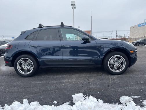 2015 Porsche Macan S