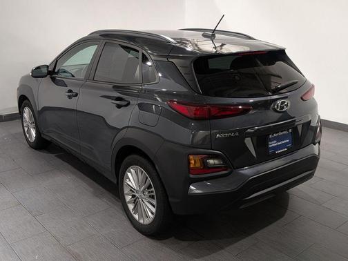 2021 Hyundai KONA SEL