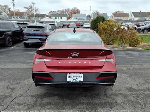 2026 Hyundai ELANTRA SEL