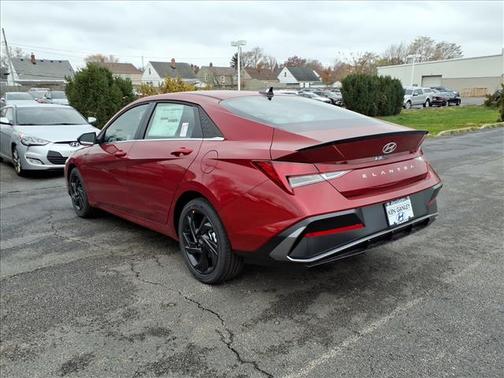 2026 Hyundai ELANTRA SEL