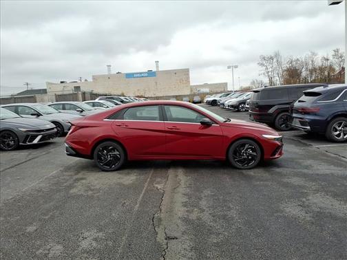 2026 Hyundai ELANTRA SEL