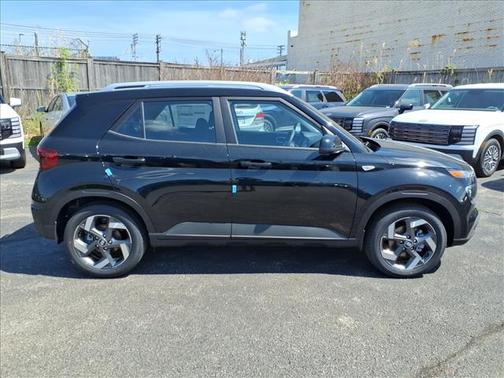 Onyx Black 2026 Hyundai VENUE SEL