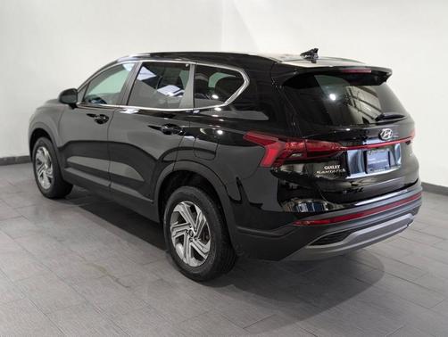 2022 Hyundai SANTA FE SE
