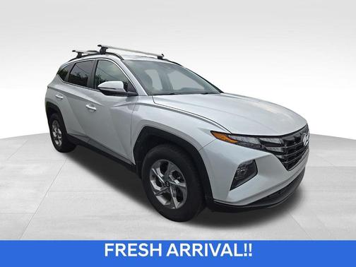 Quartz White 2022 Hyundai TUCSON SEL