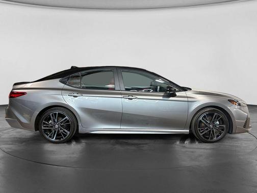 Metal 2026 Toyota Camry XSE