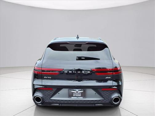 2024 Genesis GV70 2.5T