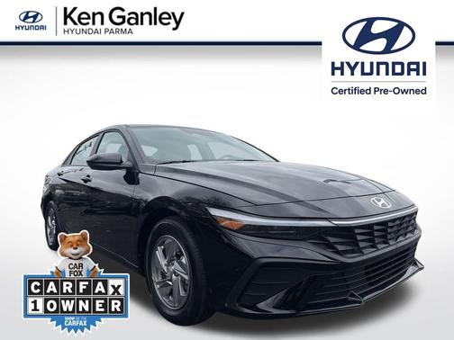 2024 Hyundai ELANTRA SE