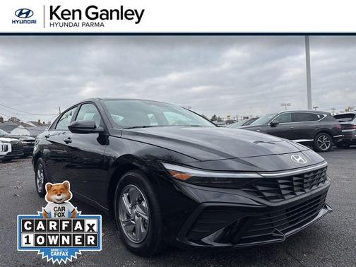 2024 Hyundai ELANTRA SE