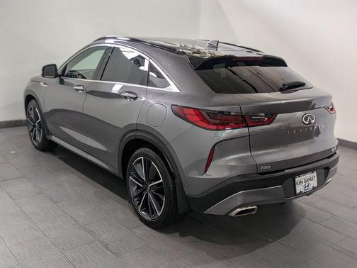 2023 INFINITI QX55 ESSENTIAL