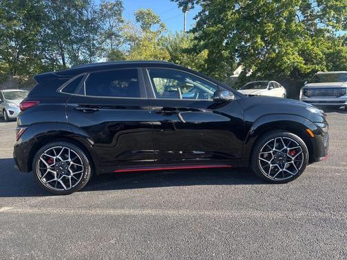 2022 Hyundai Kona N Base (DCT)